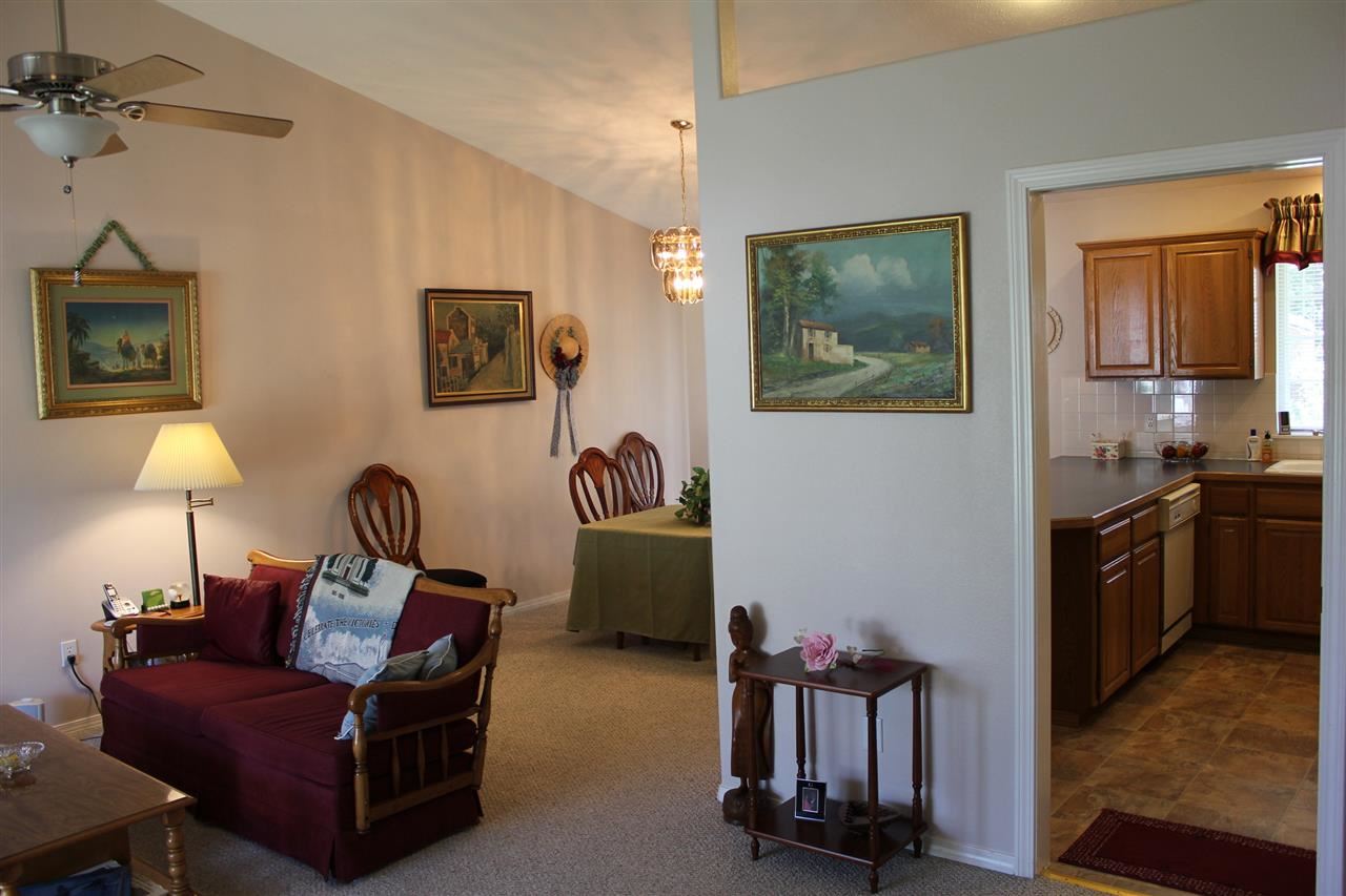 428 E 7th - Photo 8