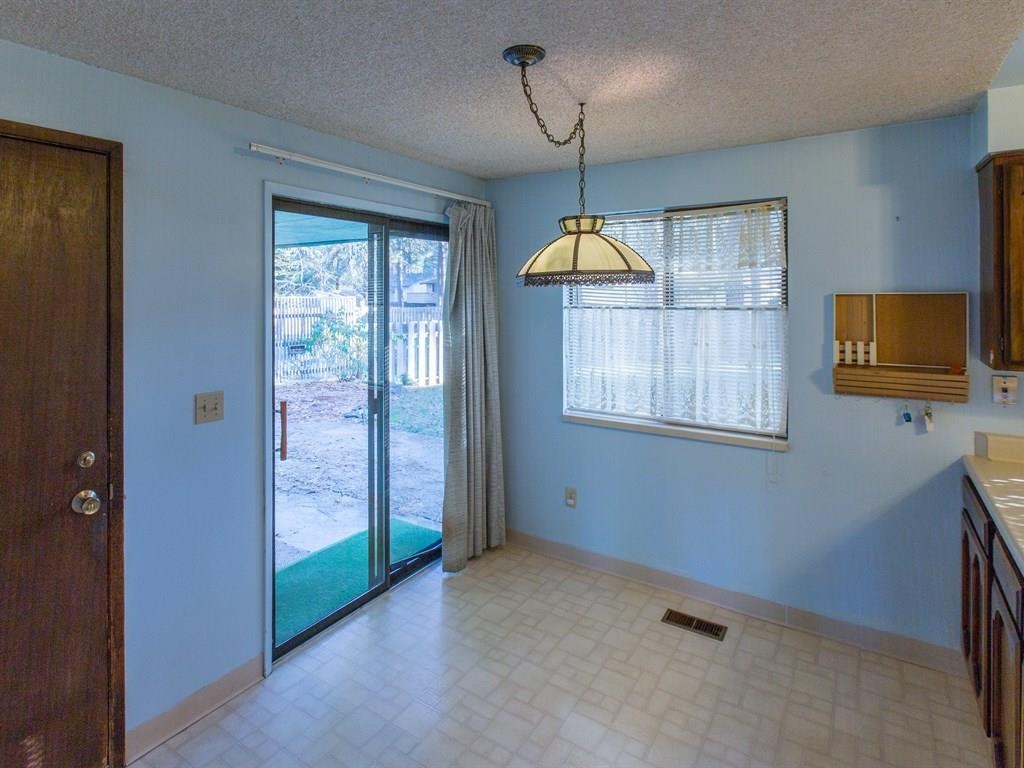 9614 E 9TH Ave - Photo 4
