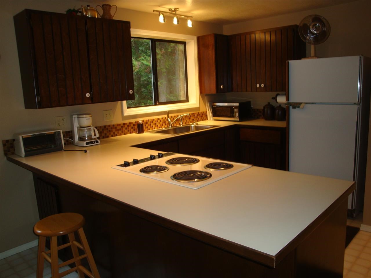 902 Larch Ln - Photo 12
