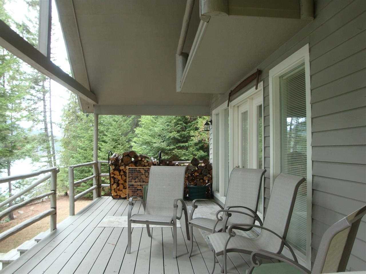 902 Larch Ln - Photo 4
