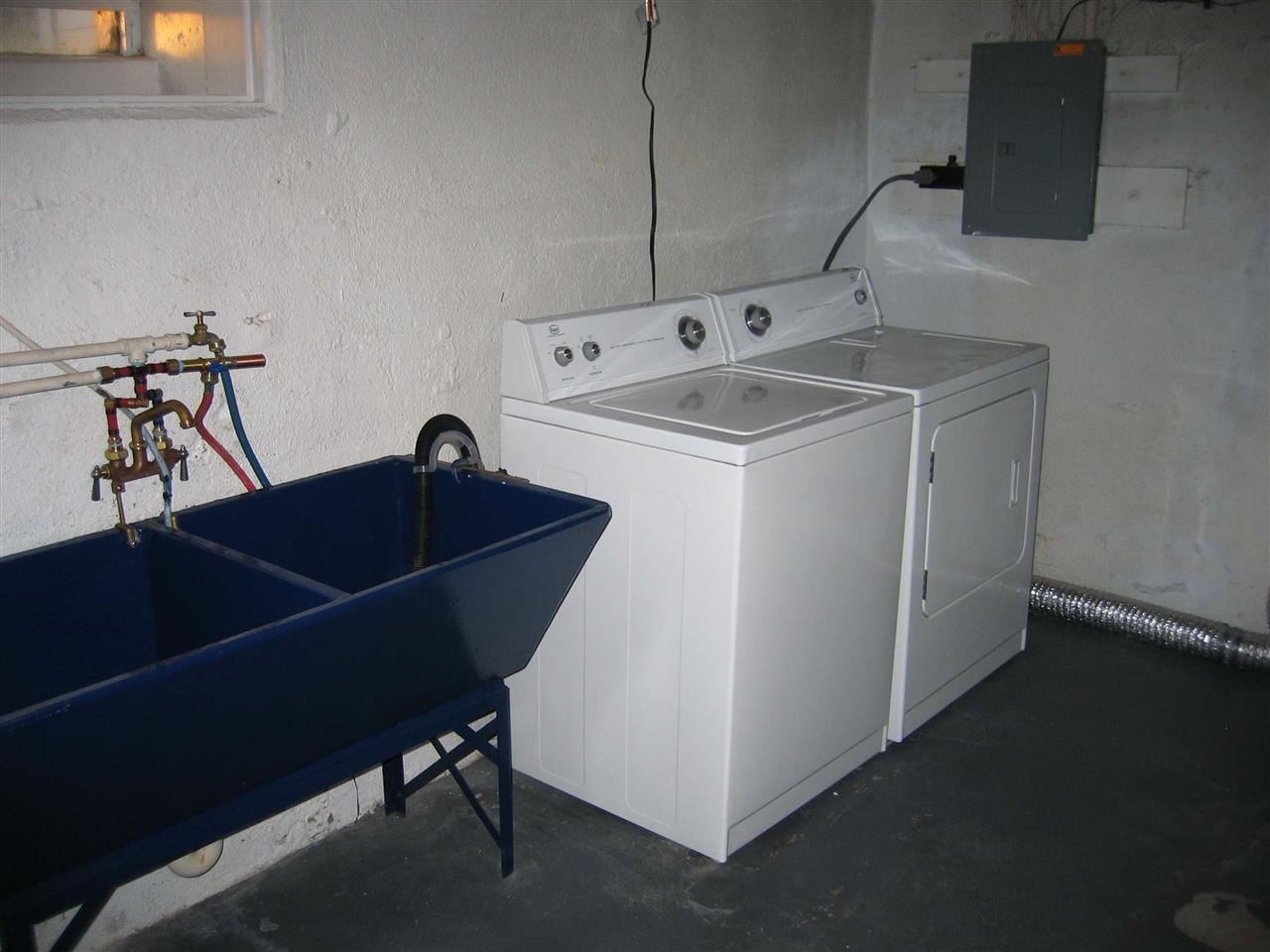 721 E 39th Ave - Photo 16