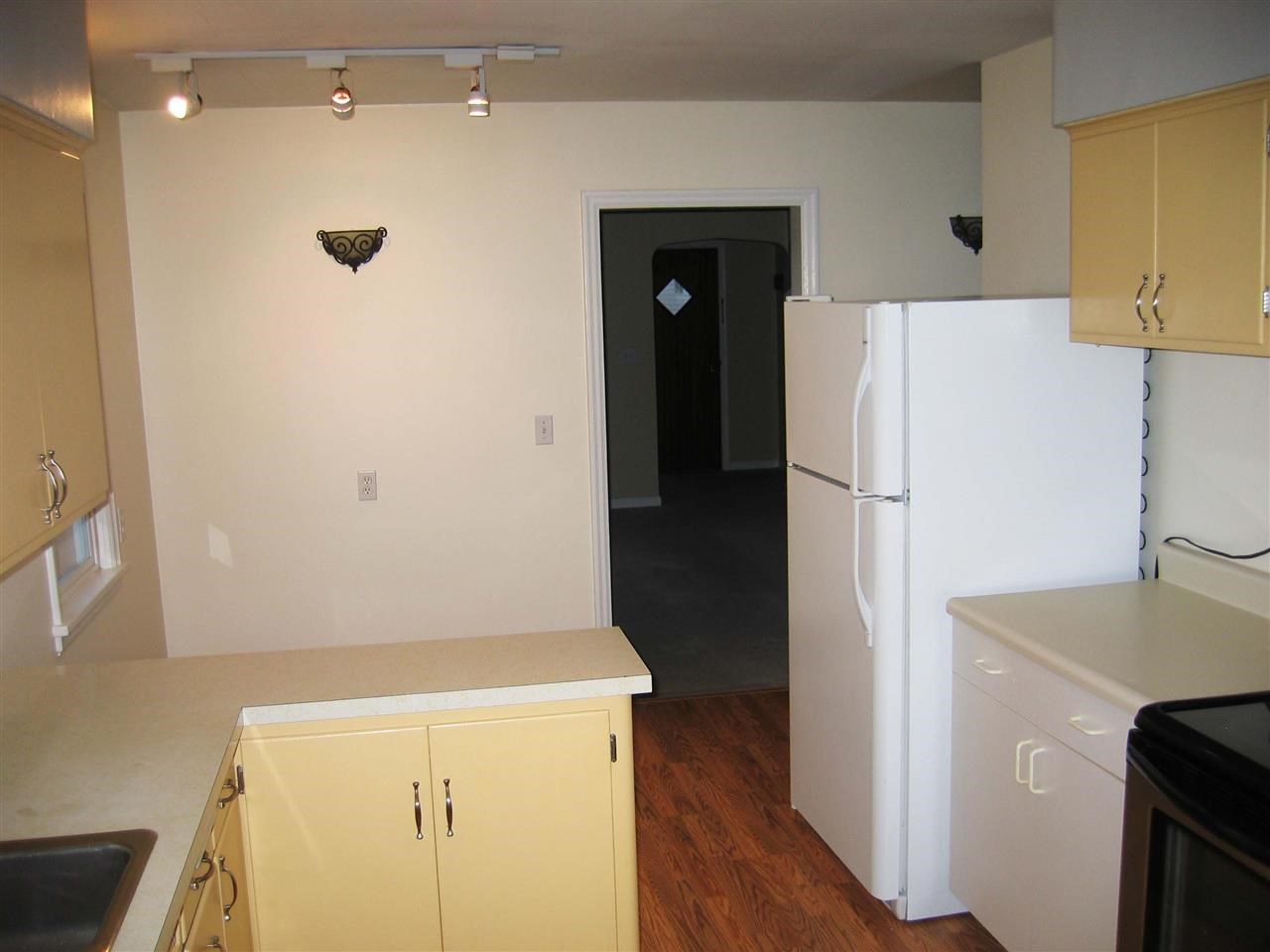 721 E 39th Ave - Photo 8