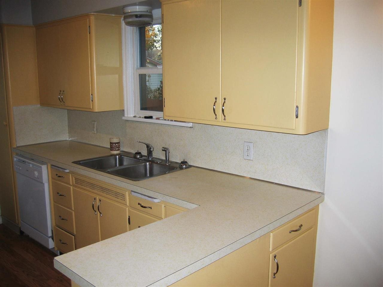 721 E 39th Ave - Photo 10