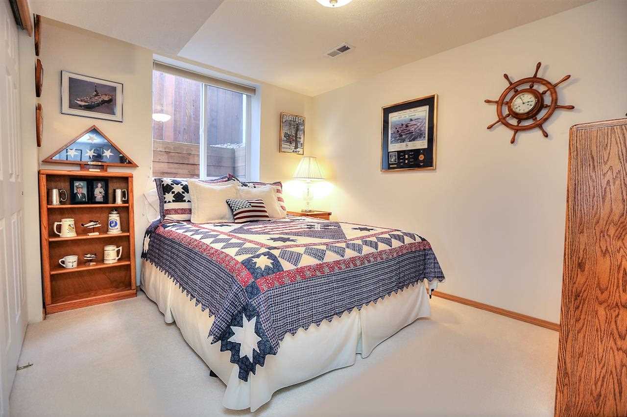 19303 E Riverwalk Ln - Photo 17