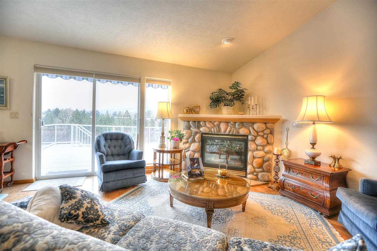 19303 E Riverwalk Ln - Photo 3