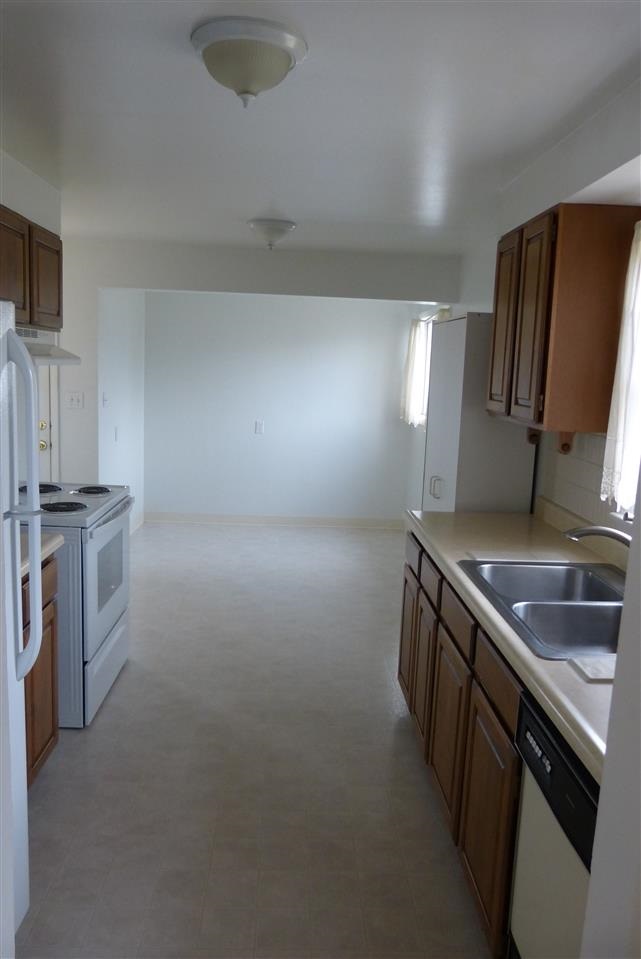 5809 N Oak St - Photo 15