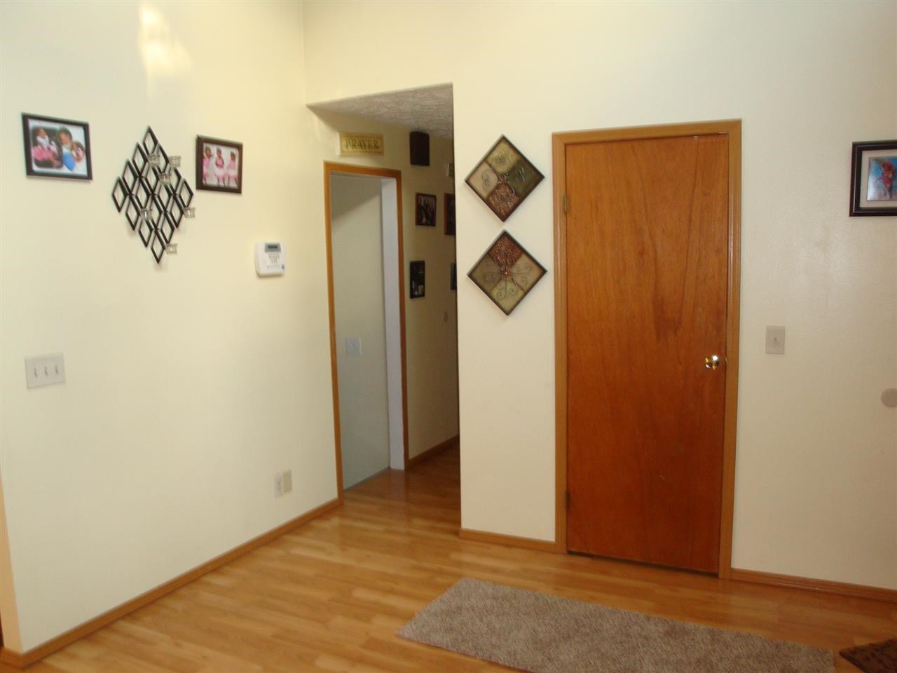 8809 E Main Ave - Photo 6