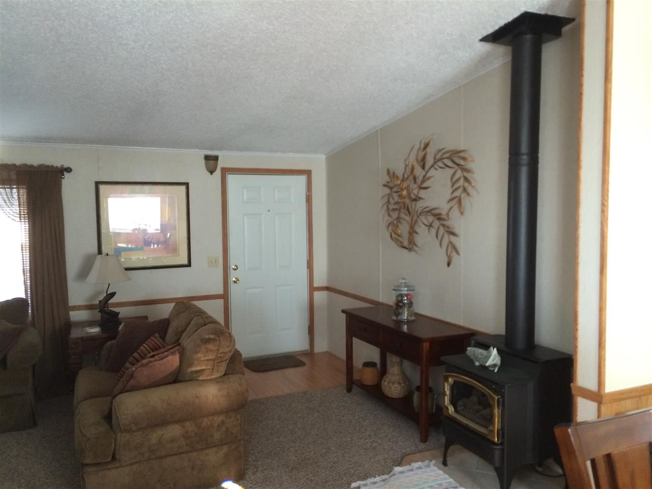 2135 Sunflower Ct - Photo 3