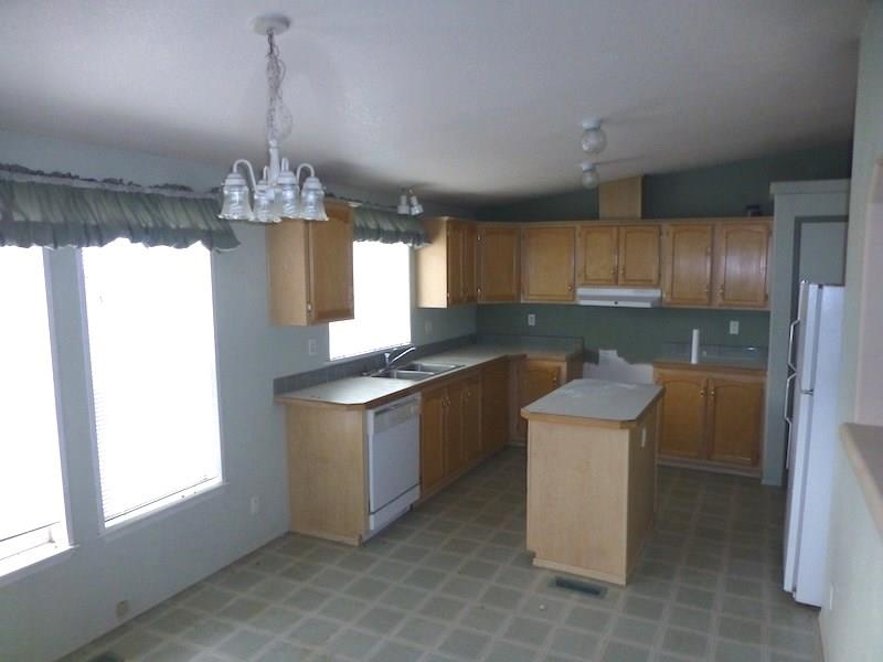 4229E Hesseltine Rd - Photo 4