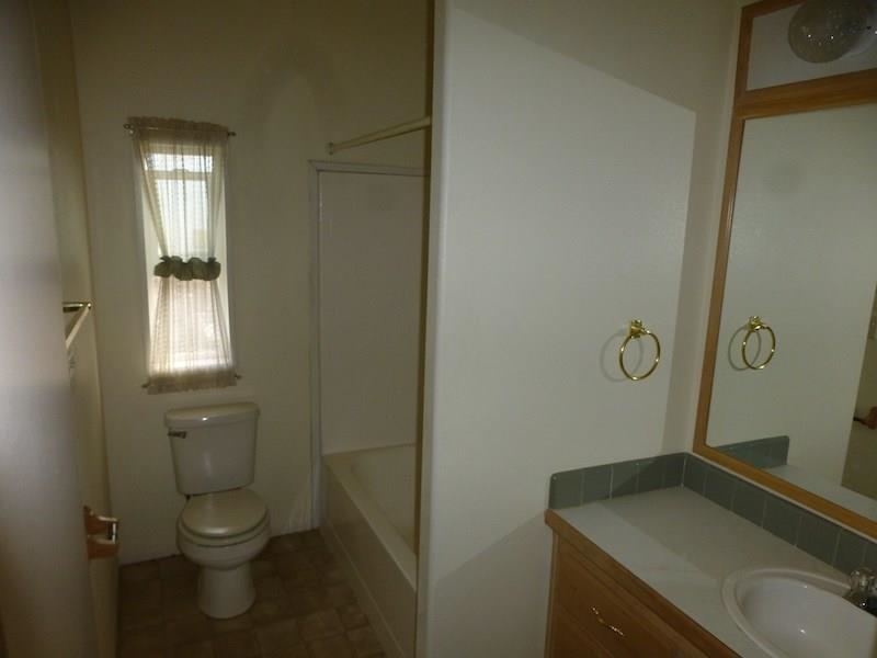 4229E Hesseltine Rd - Photo 8