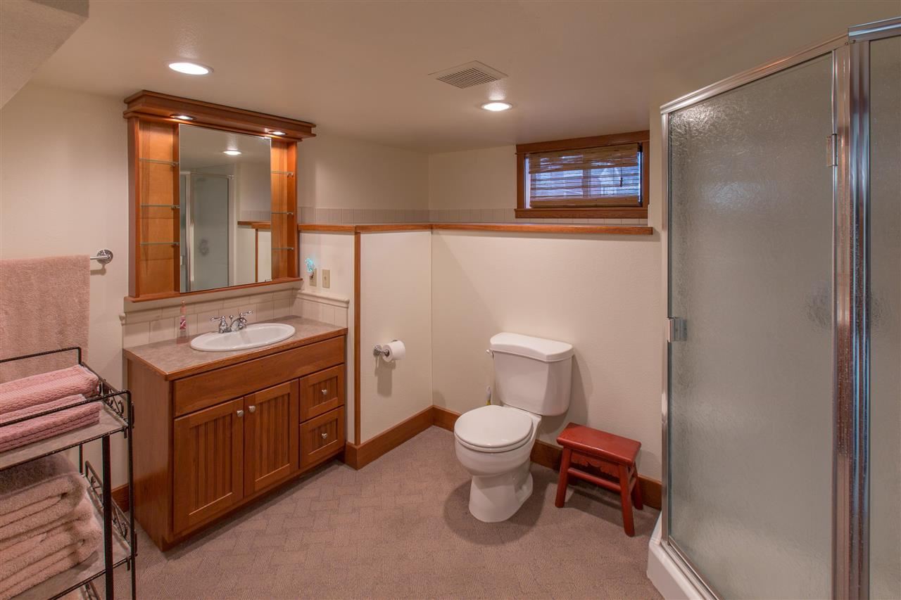 3701 N Normandie St - Photo 17
