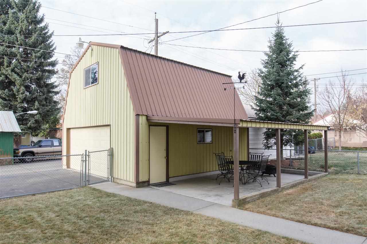 3701 N Normandie St - Photo 19