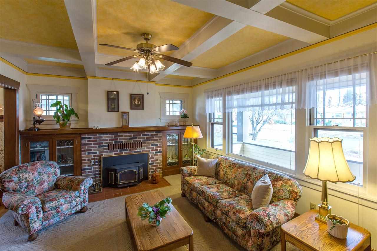 3701 N Normandie St - Photo 4