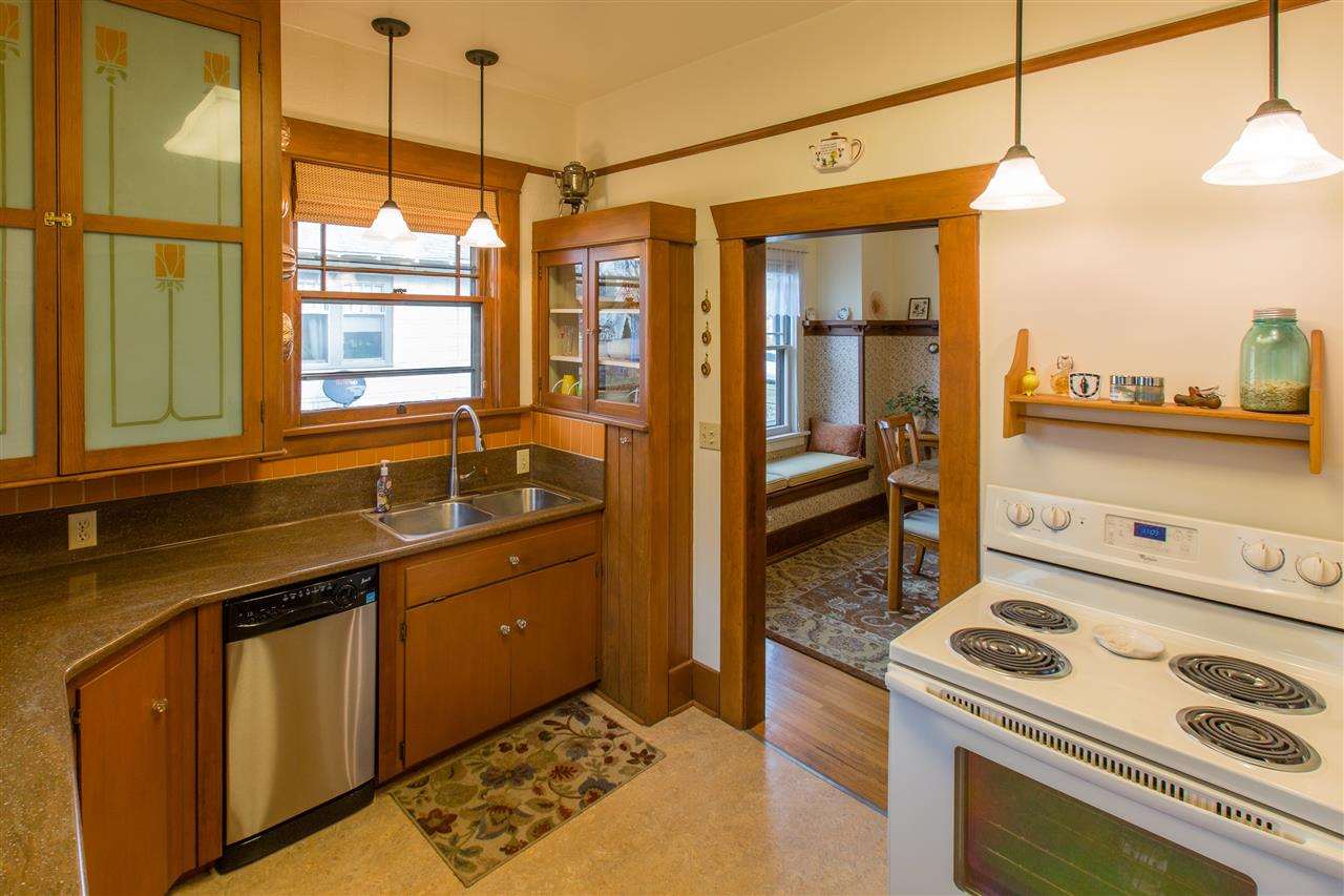 3701 N Normandie St - Photo 8