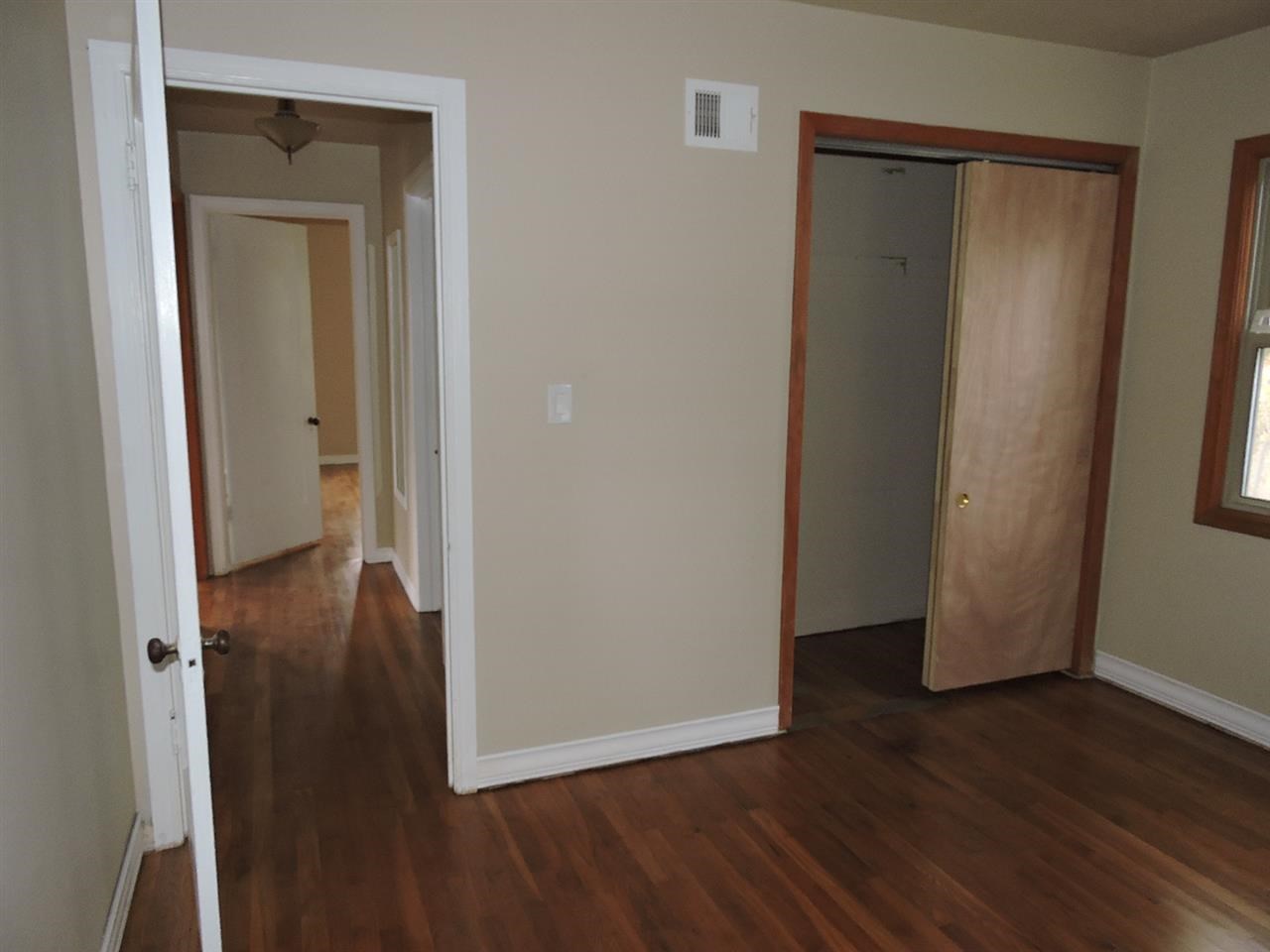 10415 E ALKI Ave - Photo 11