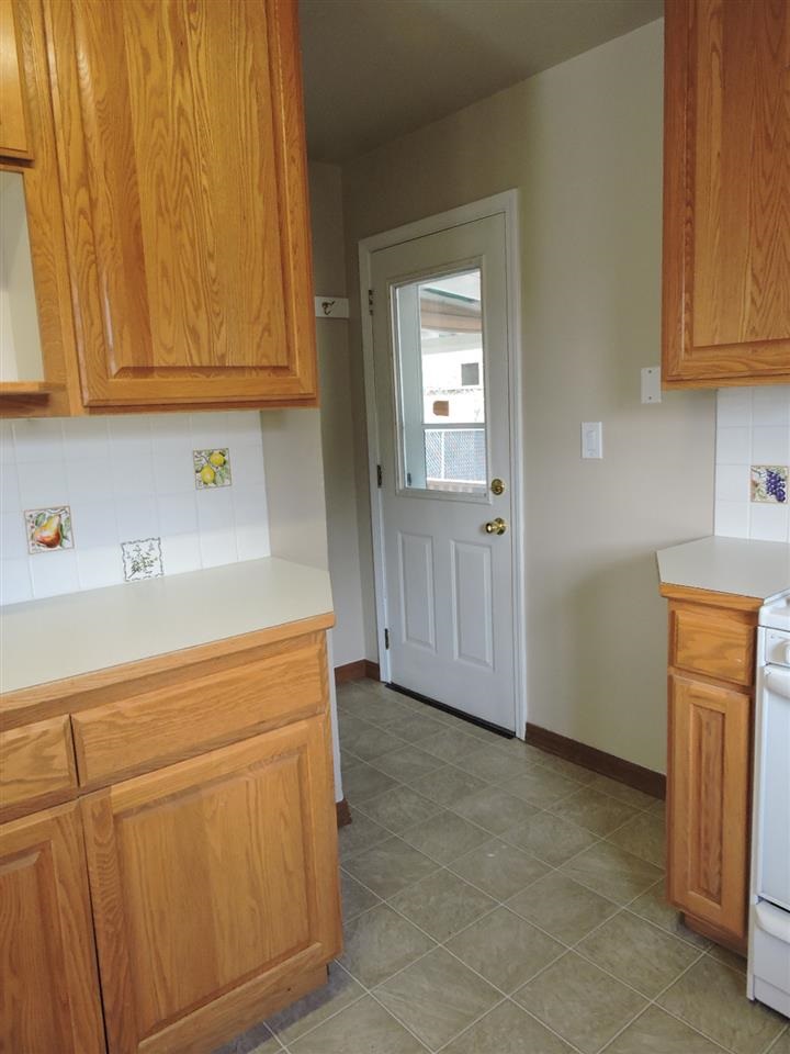 10415 E ALKI Ave - Photo 8