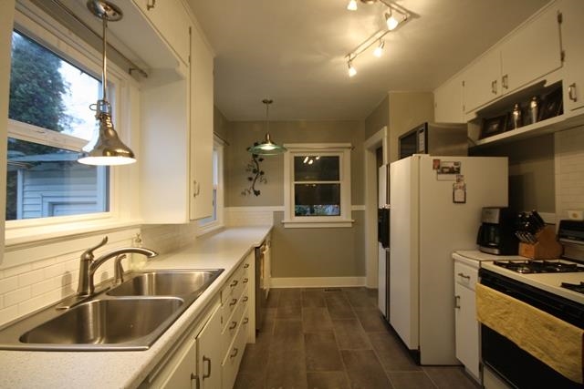 2711 N Dale Rd - Photo 3