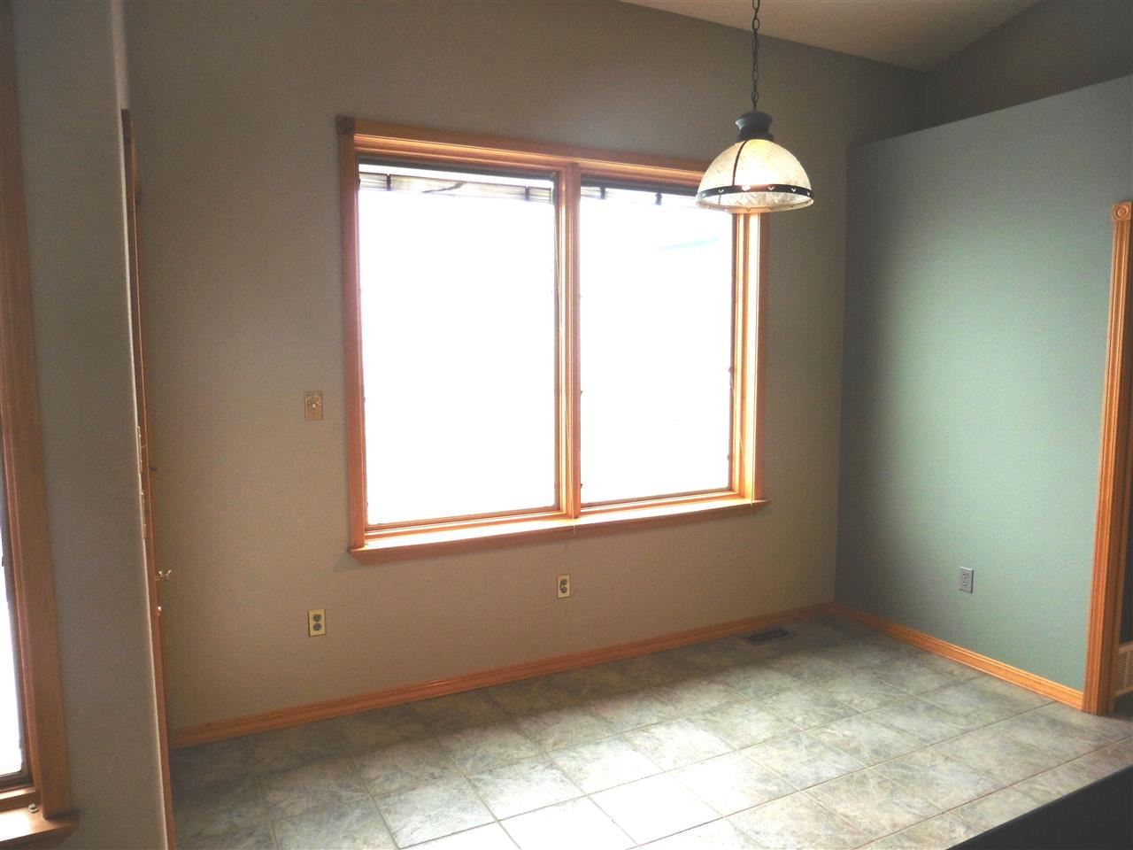 5018 E Glennaire Dr - Photo 4