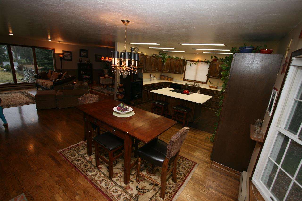 2021 E Leona Dr - Photo 8
