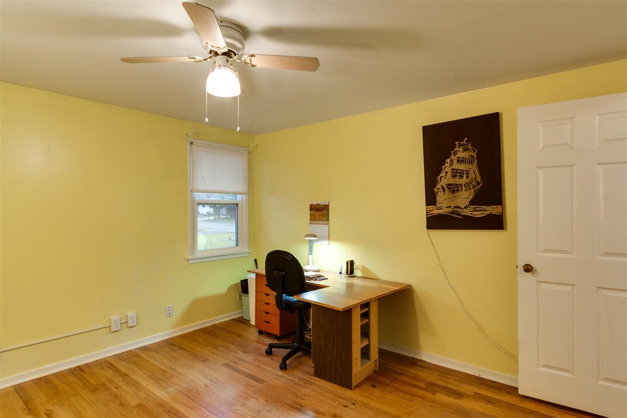 11303 E 7th Ave - Photo 9