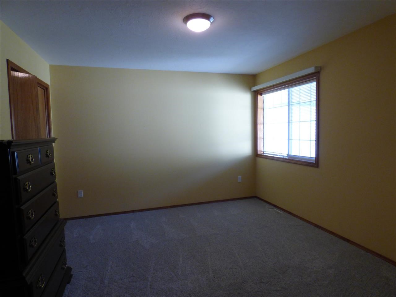 7421 W Johannsen Ave - Photo 11