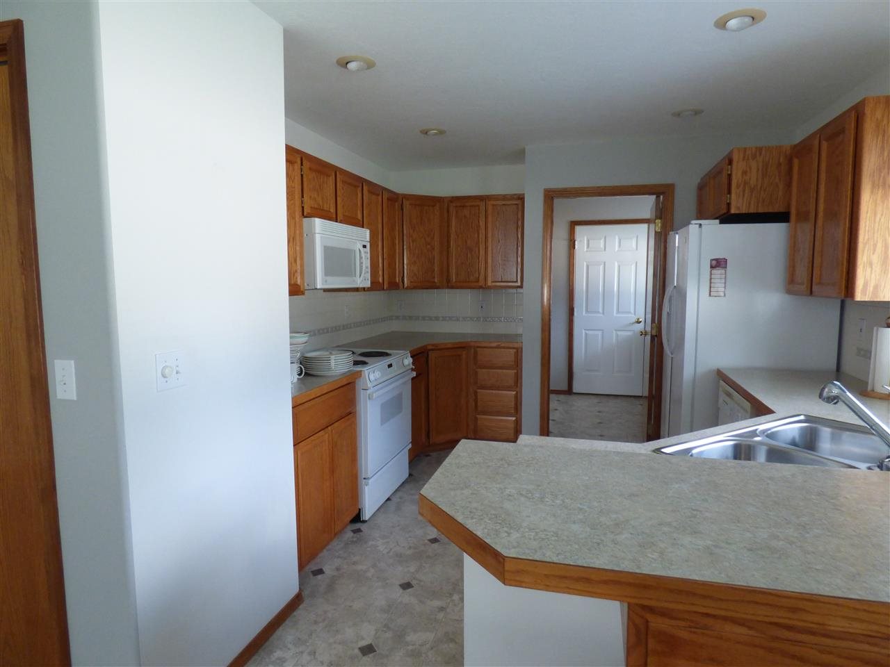 7421 W Johannsen Ave - Photo 9