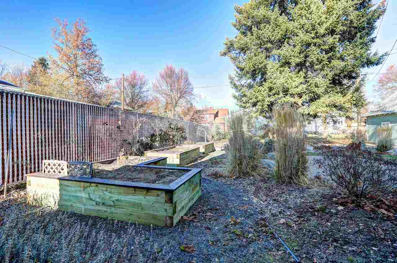2918 W Sharp Ave - Photo 20