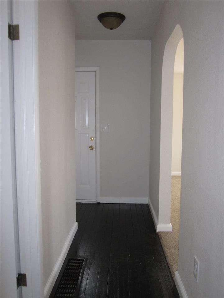 18211 E Montgomery Ave - Photo 16