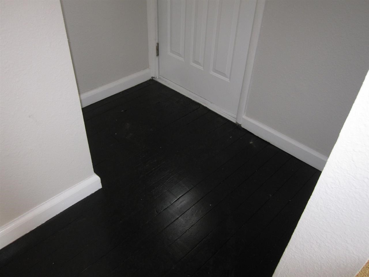 18211 E Montgomery Ave - Photo 7