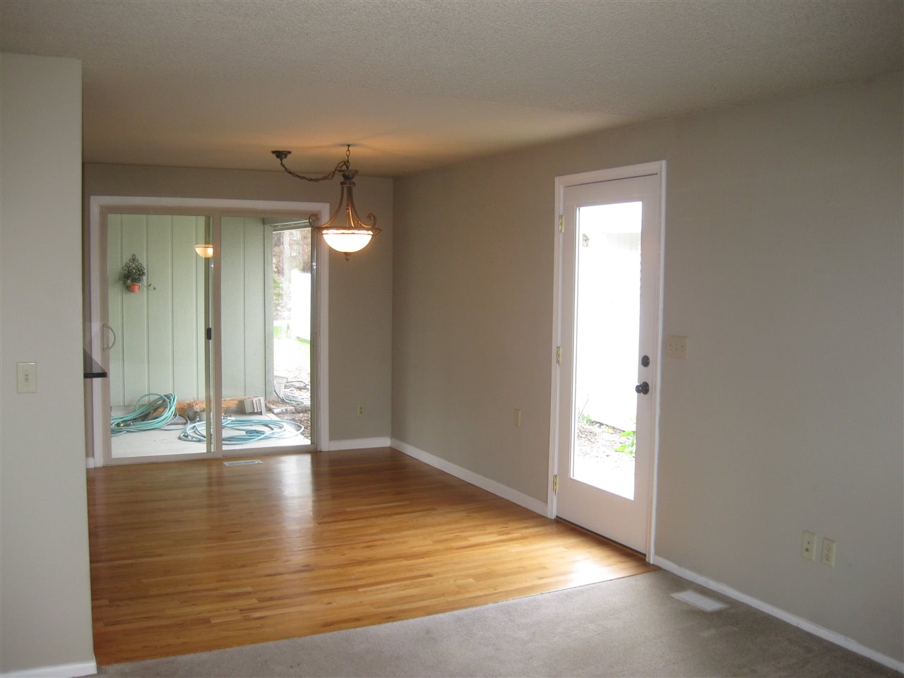 3217 E 11th Ave - Photo 8