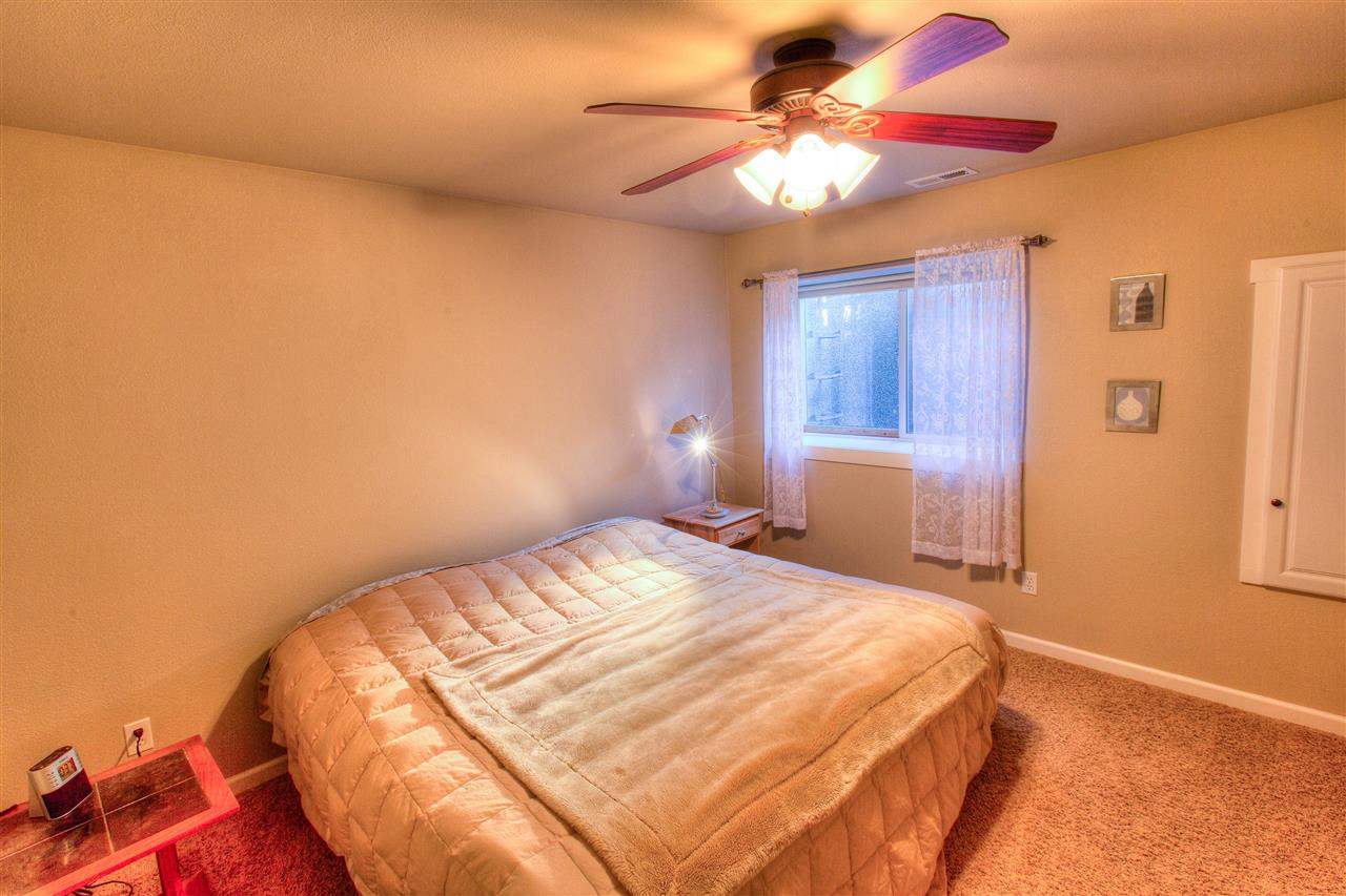 24879 E Ludlow Ave - Photo 18