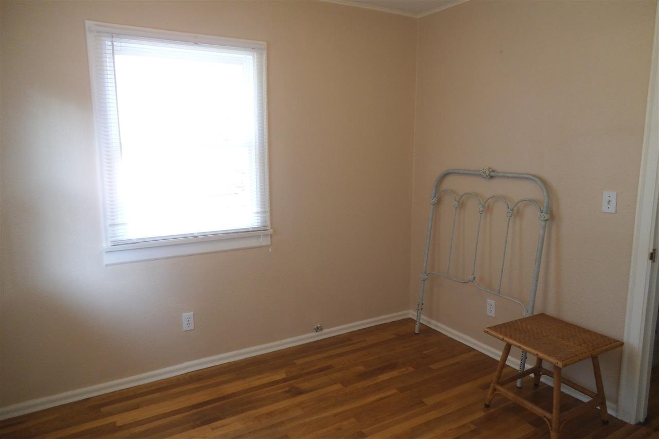 407 E 18th Ave - Photo 4