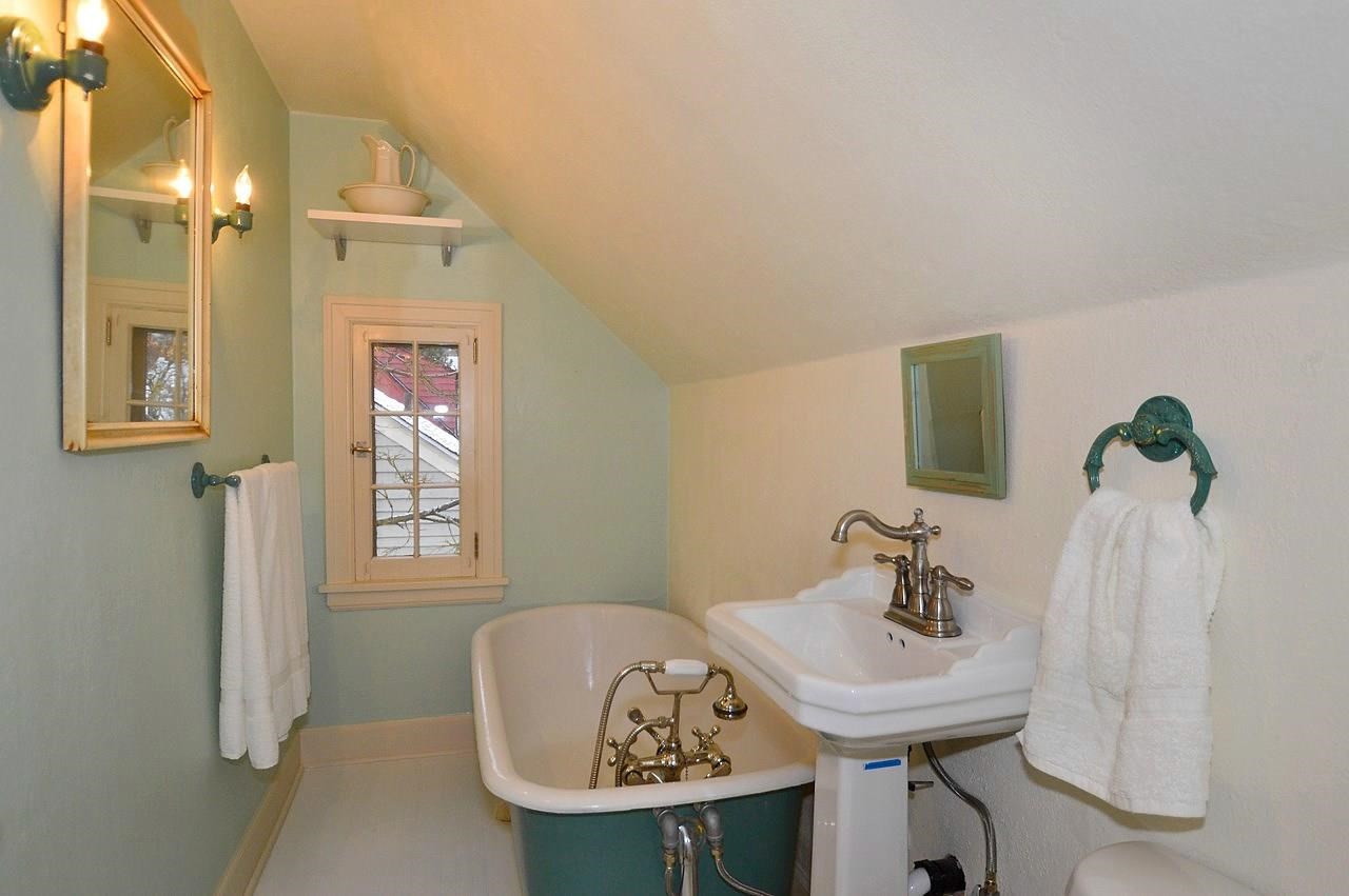 1227 W 17th Ave - Photo 13