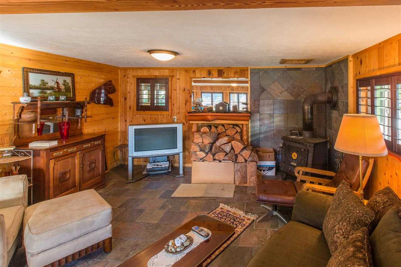 220 Garden Ln - Photo 4