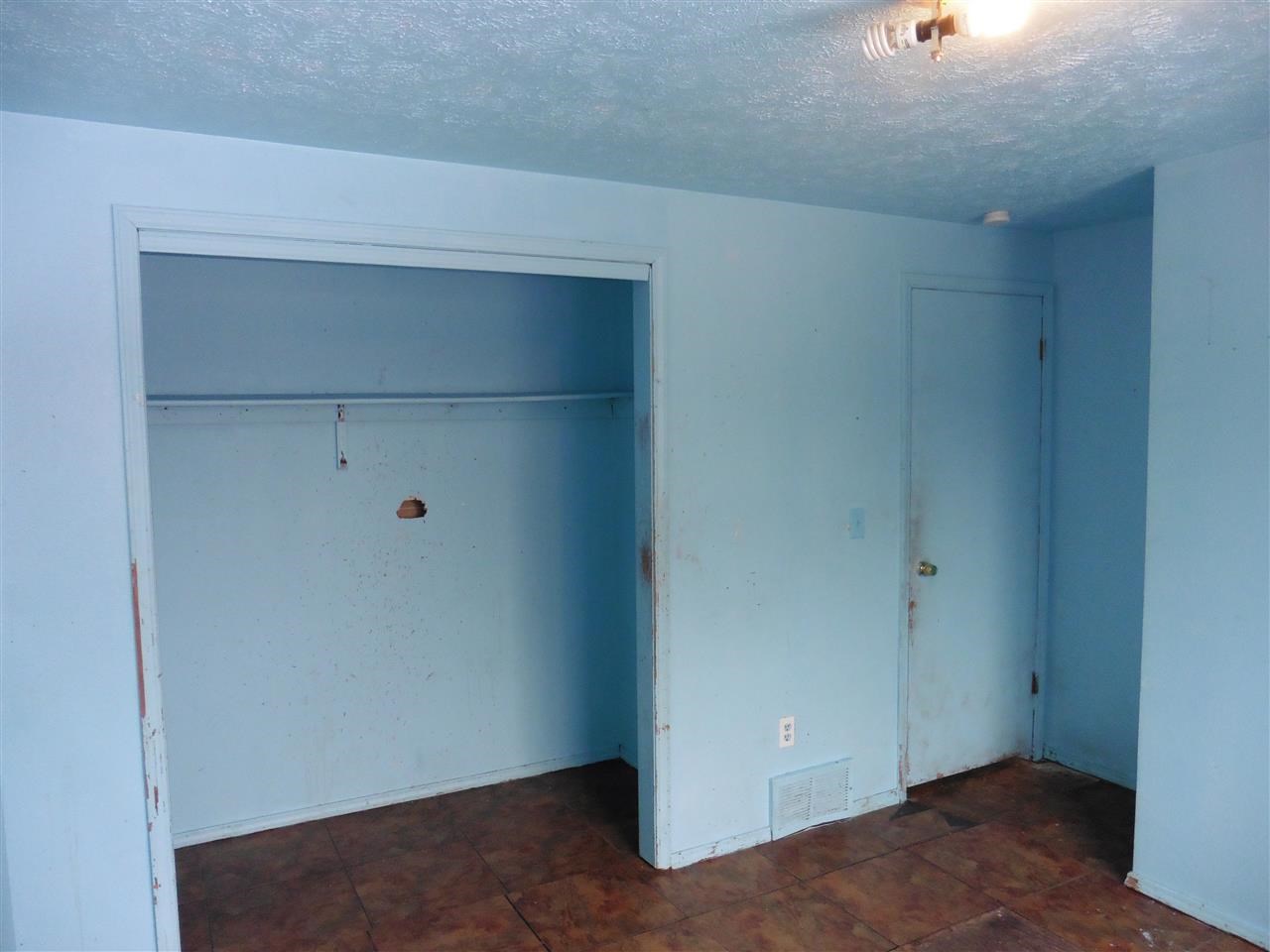 14709 E 17th Ave - Photo 9