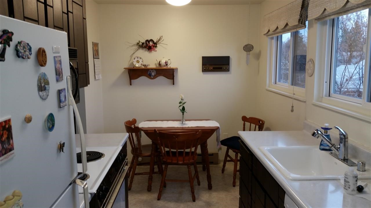 935 W Glass Ave - Photo 10