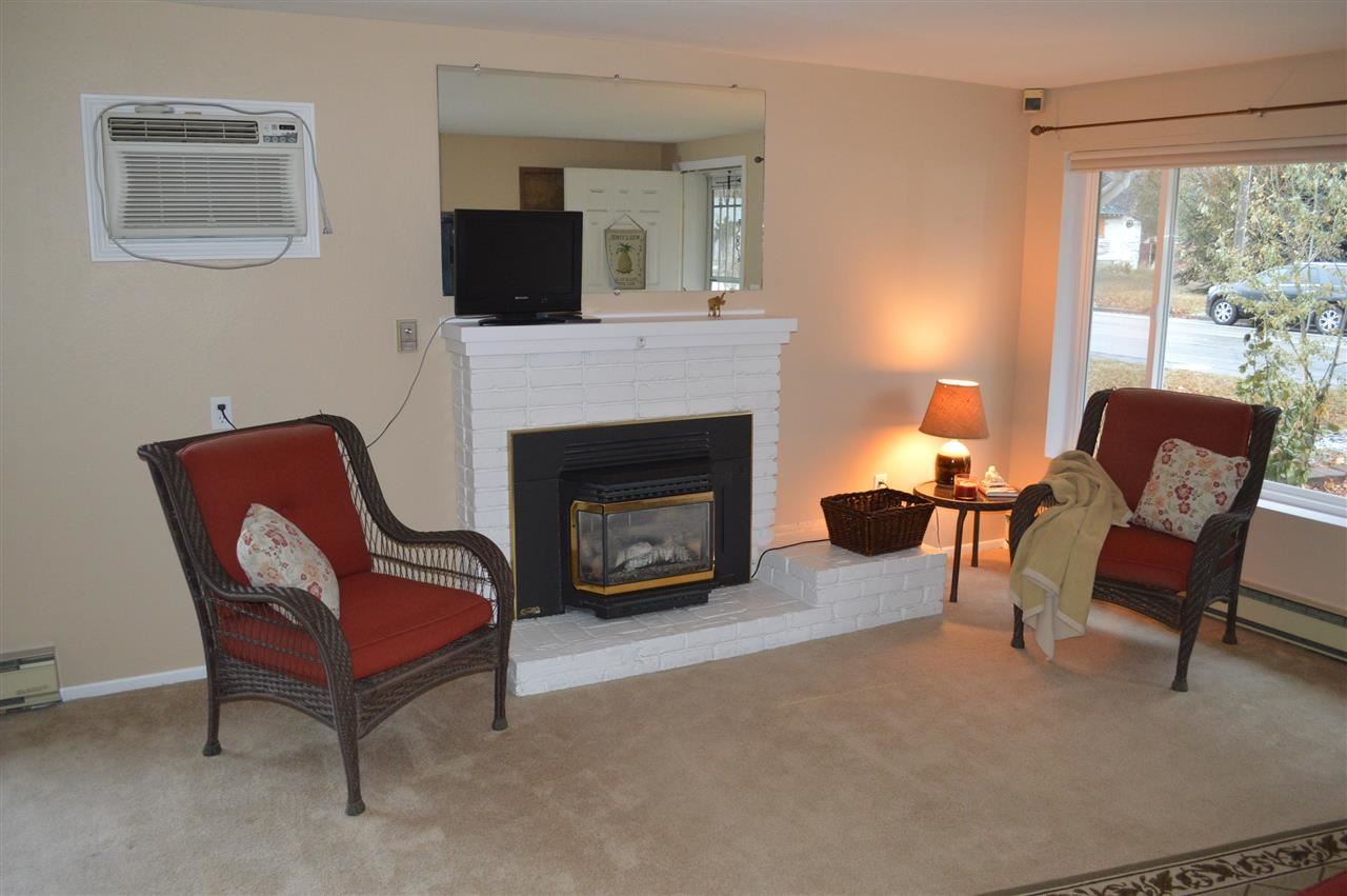4047 E Hartson Ave - Photo 3