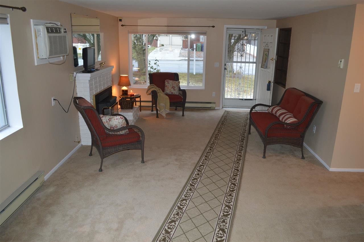 4047 E Hartson Ave - Photo 4
