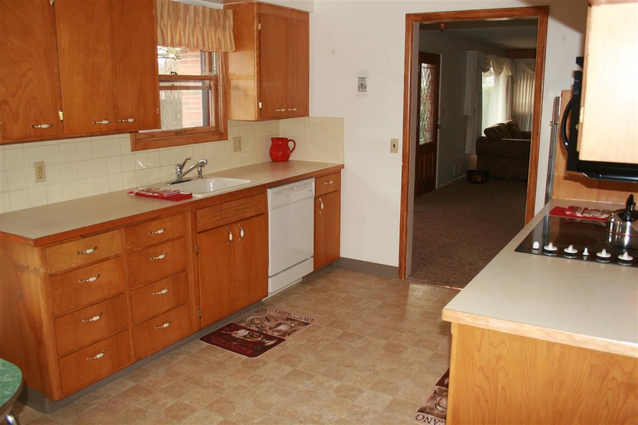 823 N PIERCE - Photo 5