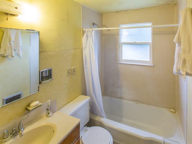 1312 E Central - Photo 11