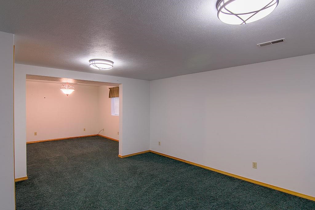 3408 E 45th Court - Photo 16