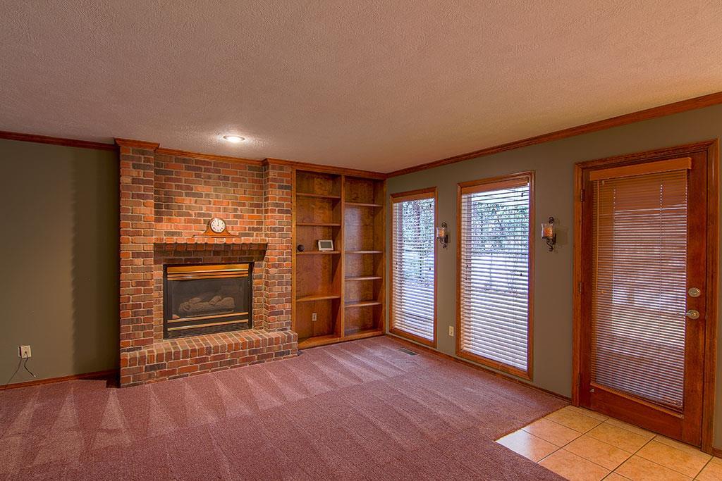 3408 E 45th Court - Photo 7