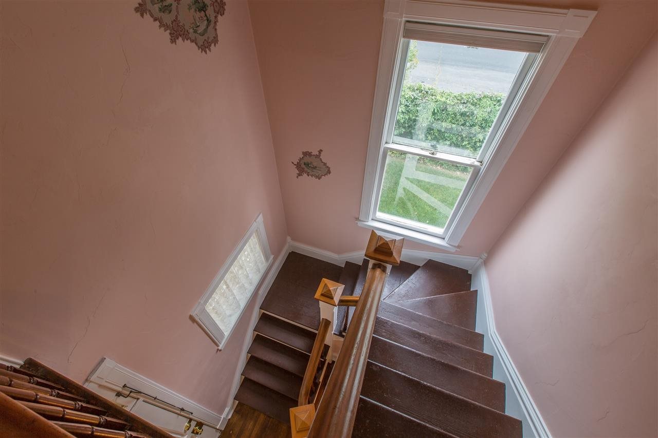 203 W shannon - Photo 13