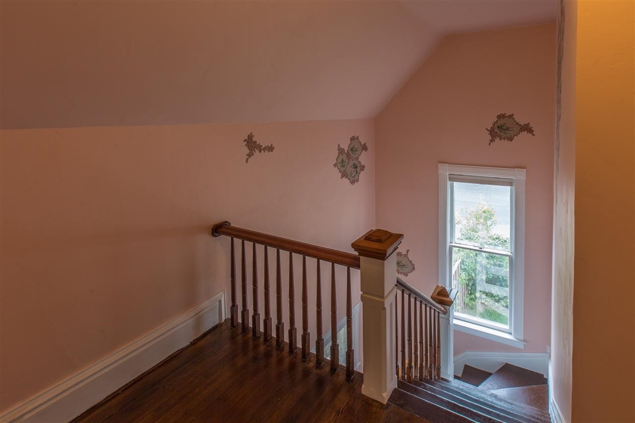 203 W shannon - Photo 14