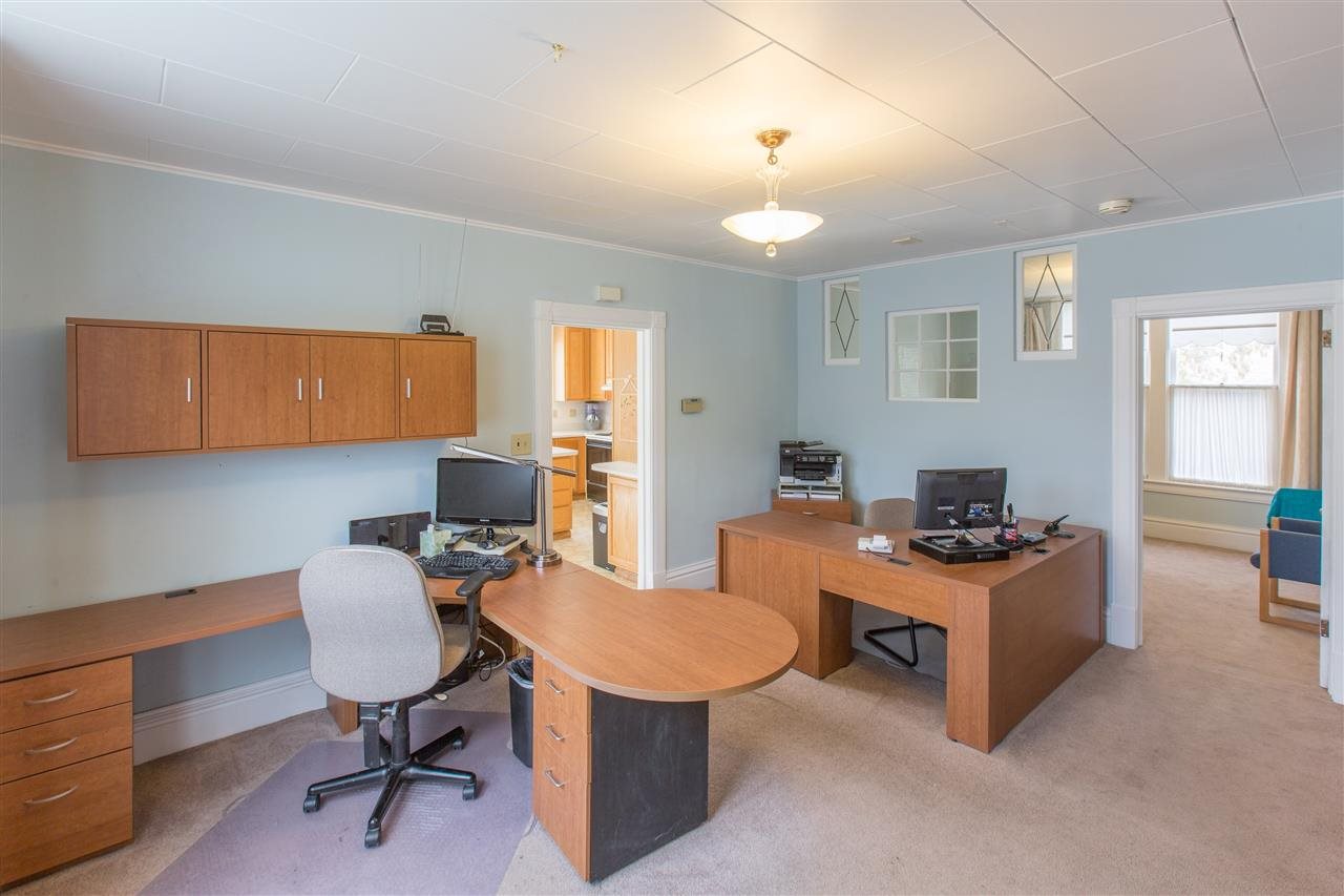 203 W shannon - Photo 5