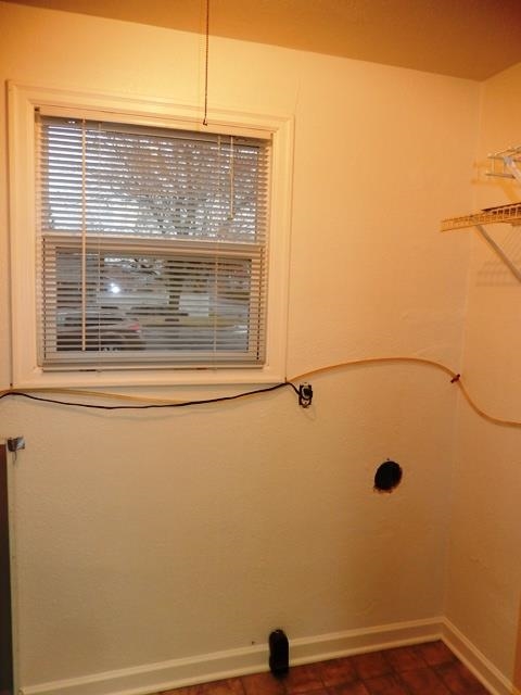 2803 W Everett Ave - Photo 8