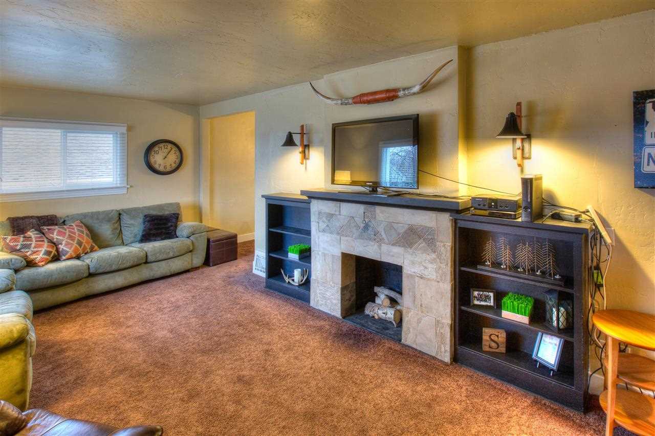 2920 W Riverview Dr - Photo 4