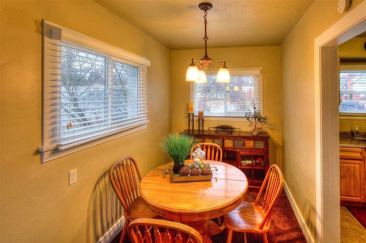 2920 W Riverview Dr - Photo 5