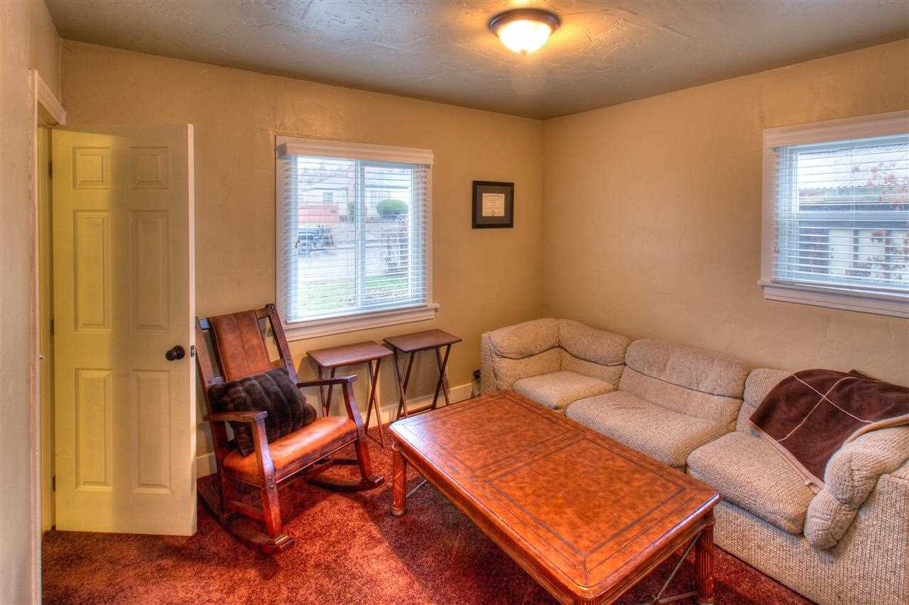 2920 W Riverview Dr - Photo 9