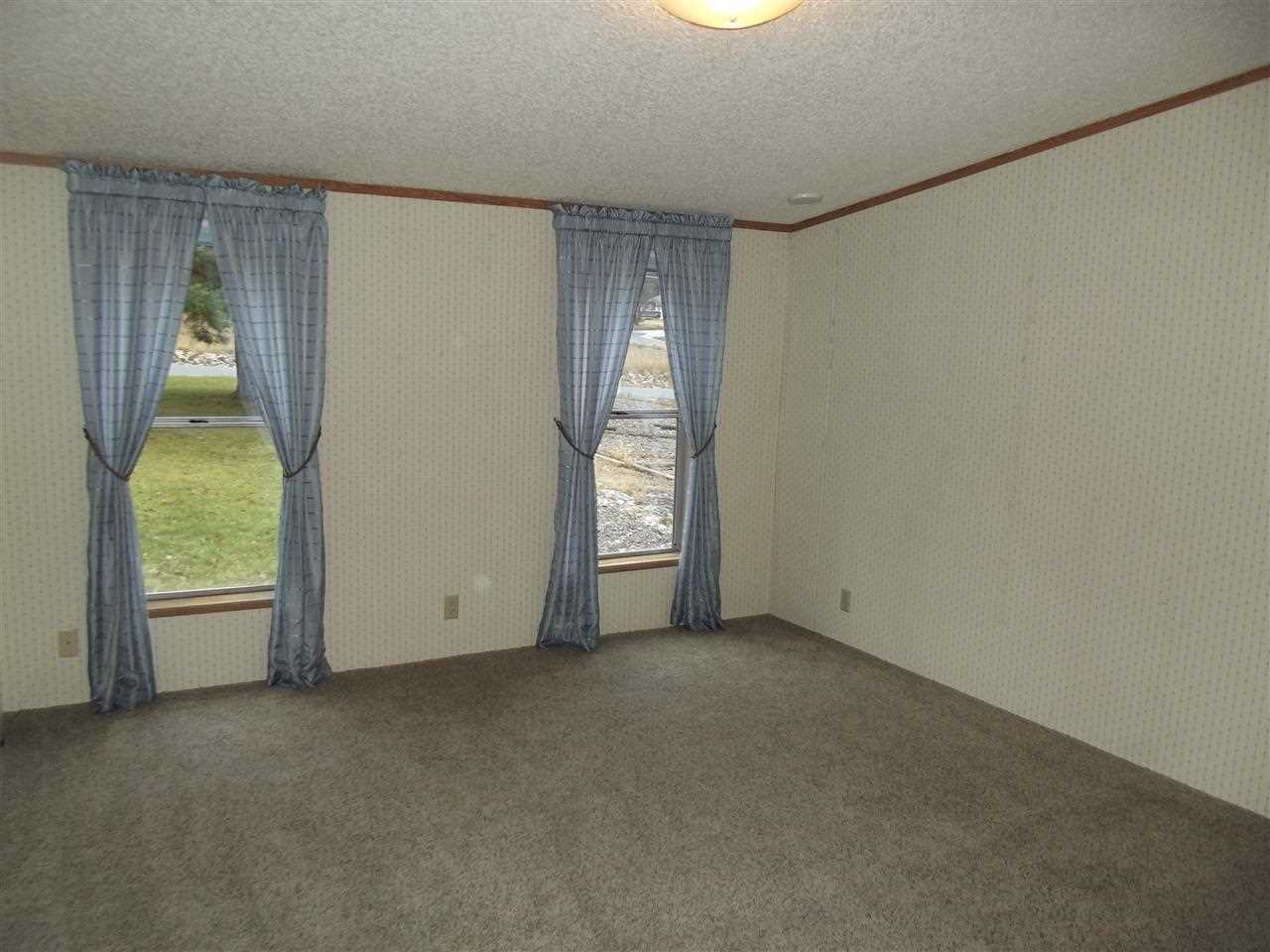 3705 E Center Rd - Photo 11